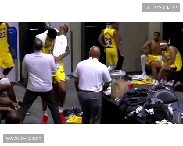 NBA直播员文慧的精彩解说与幕后故事